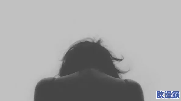 被主人狠狠虐菊男男近日引发热议网友纷纷讨论这种极端行为的心理动机与社会影响