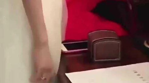 娇妻撒谎被总裁用戒尺打屁股最新进展:两人经过沟通和解,感情逐渐恢复,计划共同度假增进感情 娇妻撒谎被总裁用戒尺打屁股最新进展:两人经过沟通和解,感情逐渐恢复,计划共同度假增进感情