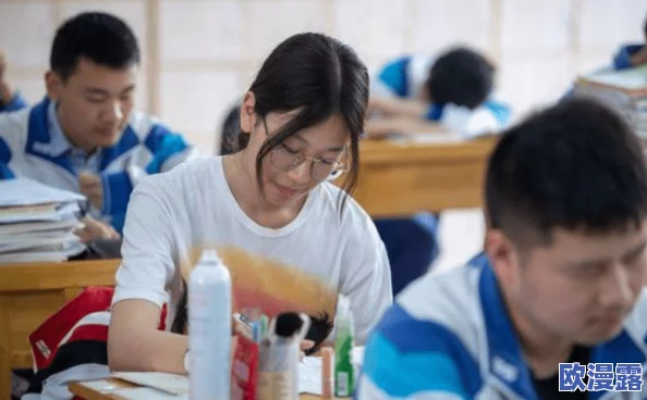 老师让我插她惊爆内幕：竟然是为了提高我的学习兴趣和课堂参与度，背后还有更深层的教育理念在支撑